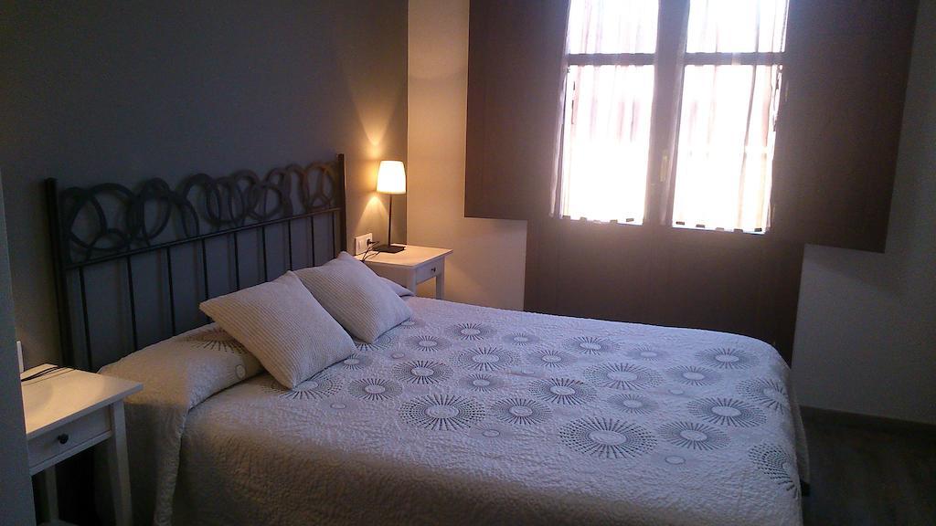 Apartamentos San Gregorio Alquézar Quarto foto
